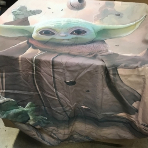 Baby Yoda 3 Piece Twin Duvet Set - Picture 5 of 6